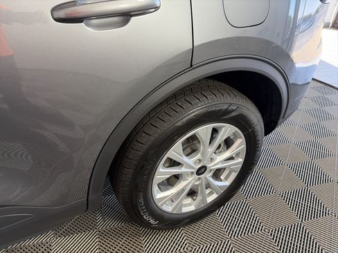 Used 2023 Ford Escape Active AWD/4WD image 14