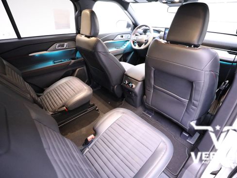 New 2025 Ford Explorer ST-Line w/ Premium Package image 12