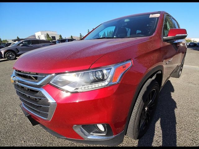 Used 2021 Chevrolet Traverse LT FWD image 3