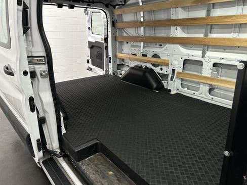 Used 2025 Ford Transit 250 Low Roof w/ Exterior Upgrade Package RWD image 20