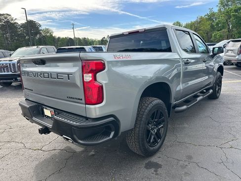 Used 2024 Chevrolet Silverado 1500 Custom Trail Boss w/ LPO, Dark Essentials Package AWD/4WD image 6