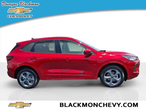 Used 2023 Ford Escape ST-Line Select w/ Tech Pack #2 image 2