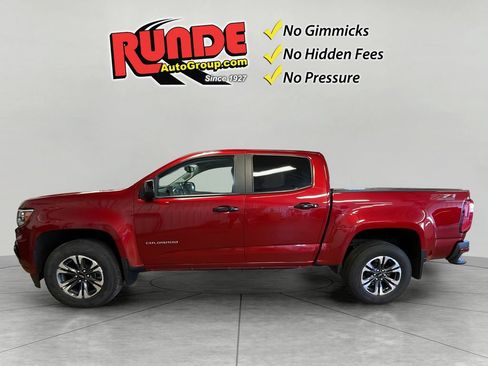 Used 2021 Chevrolet Colorado Z71 AWD/4WD image 3