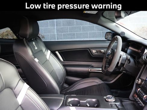 Used 2022 Ford Mustang Shelby GT500 w/ Technology Package RWD image 11