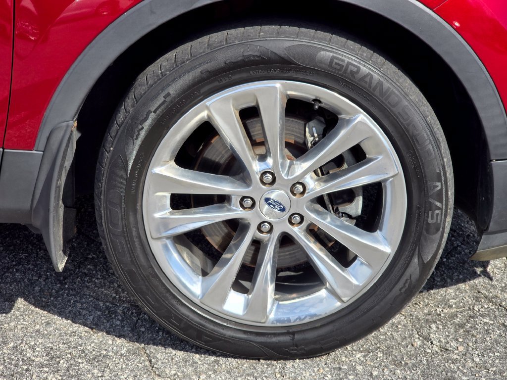 Used 2019 Ford Explorer XLT w/ Equipment Group 202A FWD image 23