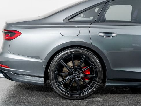 Used 2022 Audi S8 4.0T w/ S8 Executive Package image 8