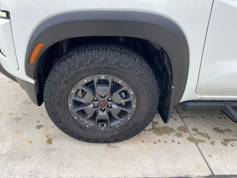 Used 2022 Nissan Frontier Pro-X w/ Pro-X Premium Package image 29