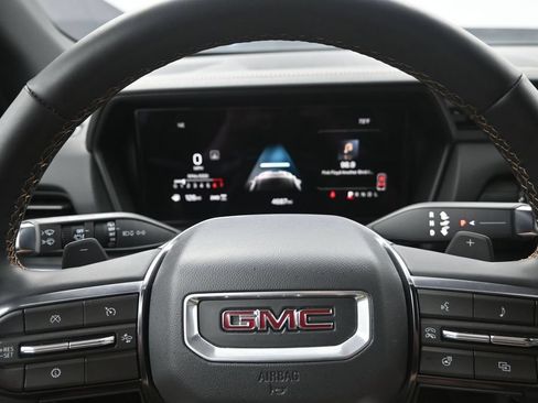 Used 2026 GMC Terrain AT4 w/ Convenience Package III AWD/4WD image 14