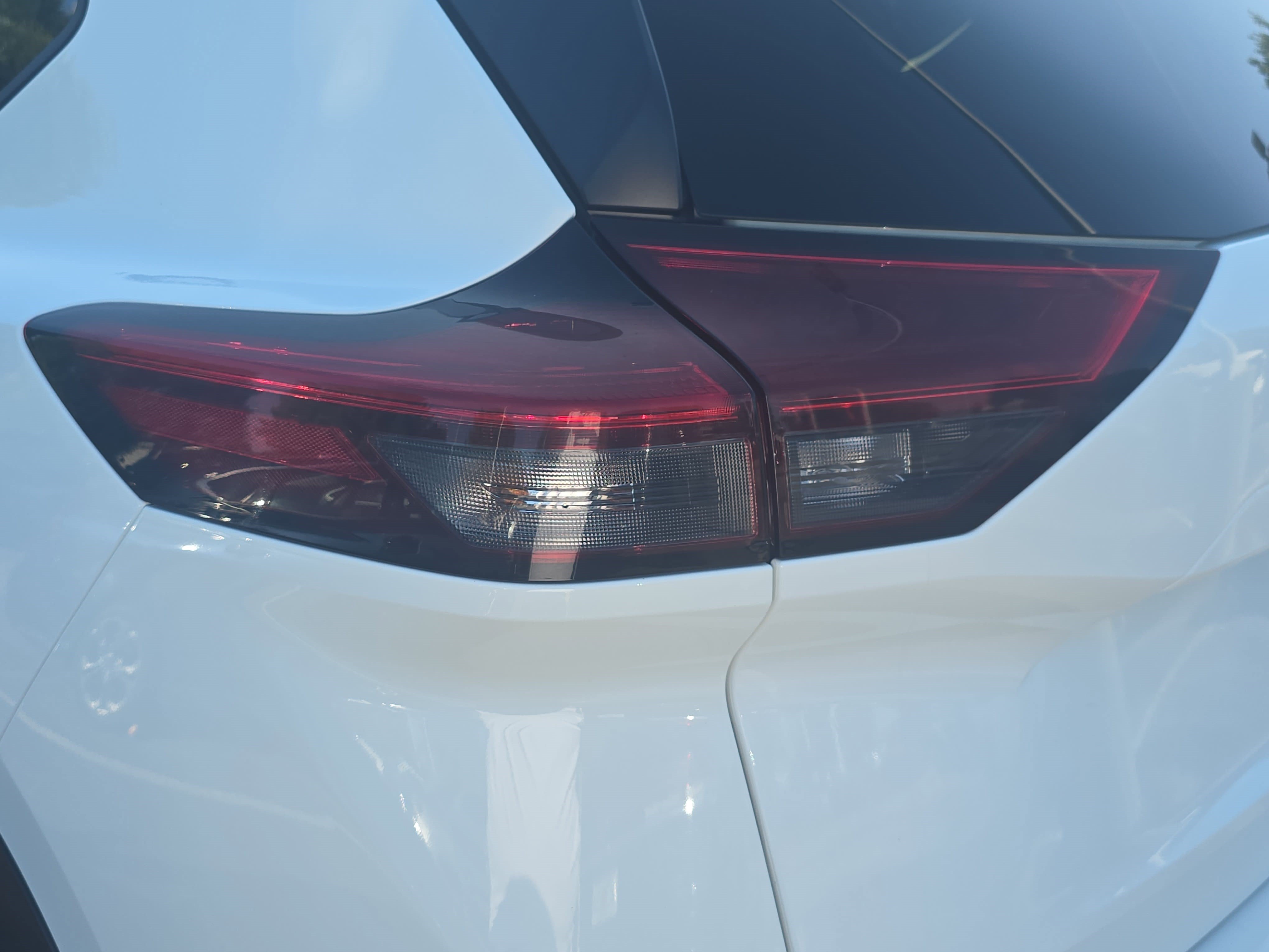 Used 2024 Nissan Rogue S AWD/4WD image 34
