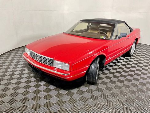 Used 1988 Cadillac Allante image 7