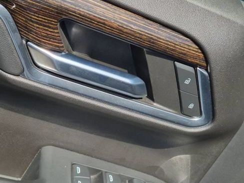 Used 2024 GMC Sierra 1500 Elevation AWD/4WD image 12