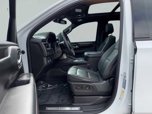 Used 2022 Chevrolet Tahoe RST w/ Luxury Package image 19