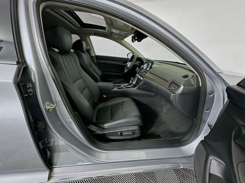 Used 2018 Honda Accord EX-L image 29