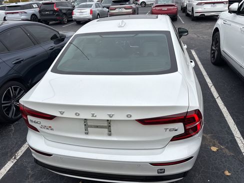 Used 2025 Volvo S60 T8 Plus w/ Climate Package image 7