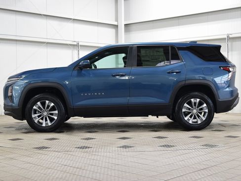 New 2026 Chevrolet Equinox LT image 4