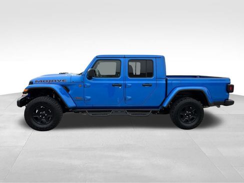 Used 2022 Jeep Gladiator Mojave w/ Cold Weather Group image 3