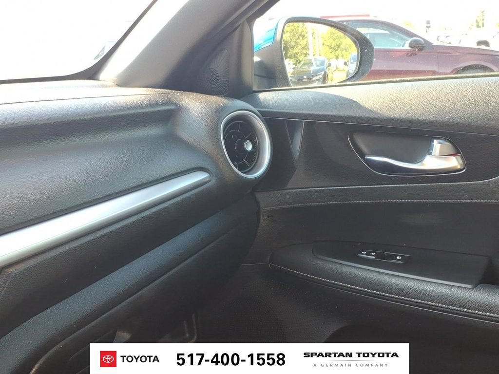 Used 2023 Kia Forte GT-Line FWD image 23