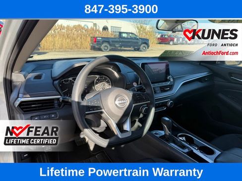 Used 2024 Nissan Altima 2.5 SV image 31