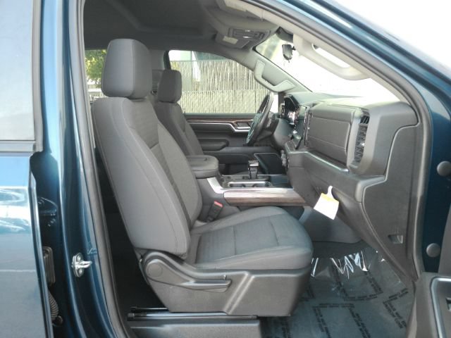 Used 2022 Chevrolet Silverado 1500 RST w/ Z71 Off-Road Package AWD/4WD image 21