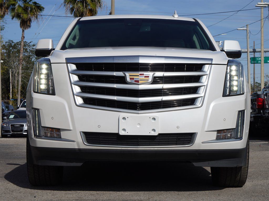 Used 2016 Cadillac Escalade ESV Luxury RWD image 8