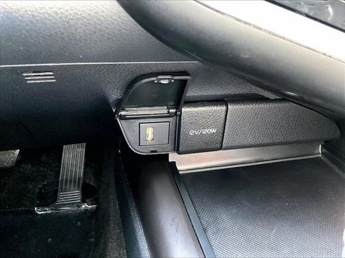 Used 2024 Toyota Camry SE FWD image 26