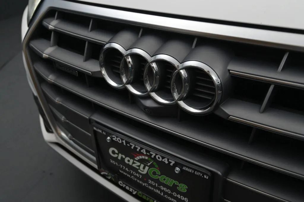 Used 2018 Audi Q5 Prestige w/ Prestige Package AWD/4WD image 9