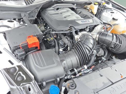 Used 2024 Ford Mustang GT Premium image 32