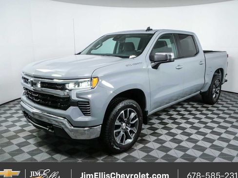 Used 2024 Chevrolet Silverado 1500 LT AWD/4WD image 23