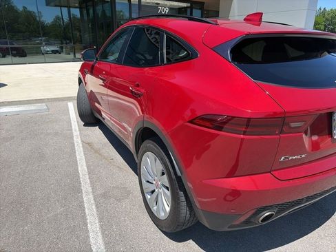 Used 2019 Jaguar E-PACE SE AWD/4WD image 3