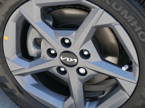 Certified 2025 Kia K4 FWD image 10