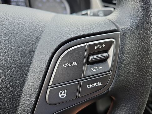 Used 2016 Hyundai Santa Fe Sport FWD image 18
