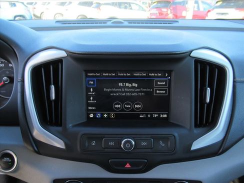 Used 2018 GMC Terrain SLE w/ Driver Convenience Package image 23