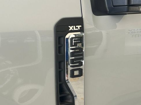 Used 2026 Ford F250 XLT AWD/4WD image 14
