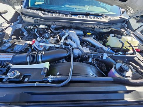 New 2026 Ford F250 Lariat w/ Black Appearance Package image 5