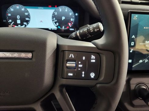 New 2026 Land Rover Defender 110 S image 27