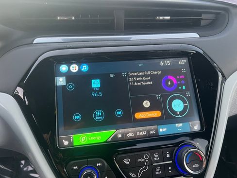 Used 2021 Chevrolet Bolt LT image 23