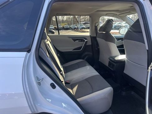 Used 2020 Toyota RAV4 XLE image 16