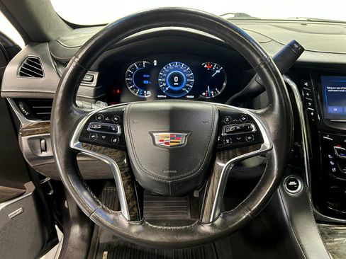 Used 2016 Cadillac Escalade ESV Platinum AWD/4WD image 23