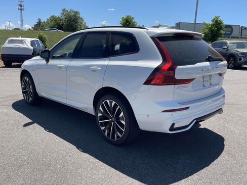 New 2026 Volvo XC60 T8 Ultra w/ Protection Package Premier AWD/4WD image 4