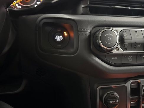 New 2026 Jeep Wrangler Unlimited Rubicon w/ Technology Group image 13