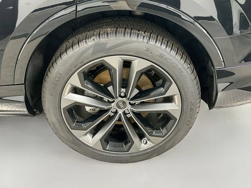 Used 2026 Audi Q7 3.0T Premium Plus w/ Premium Plus Package AWD/4WD image 35