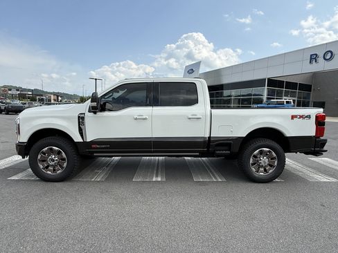 Used 2024 Ford F350 King Ranch AWD/4WD image 8