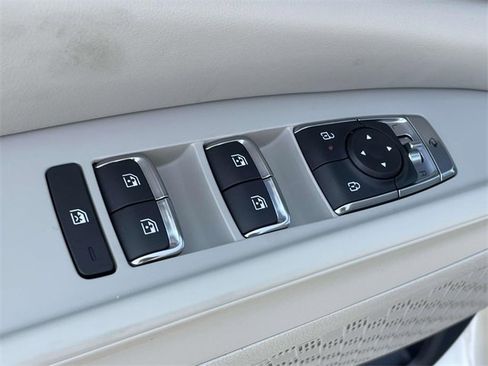 New 2026 Kia Carnival EX image 27