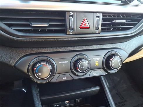 Used 2024 Kia Forte LXS image 18