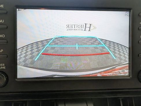 Used 2019 Toyota RAV4 LE image 18