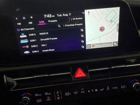 Used 2023 Kia Niro Wave w/ Wave Preserve Package FWD image 17