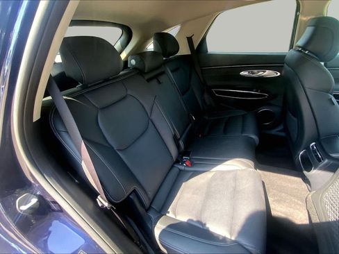 Used 2025 Genesis GV70 2.5T AWD/4WD image 19