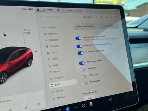 Used 2021 Tesla Model Y Long Range image 41