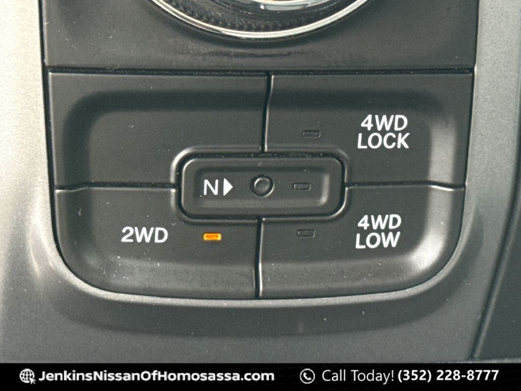 Used 2024 RAM 1500 Warlock AWD/4WD image 39