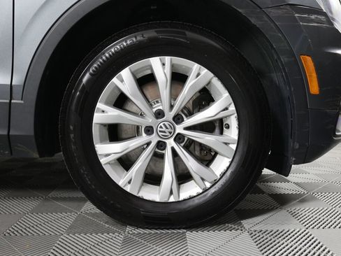 Used 2018 Volkswagen Tiguan SE AWD/4WD image 6